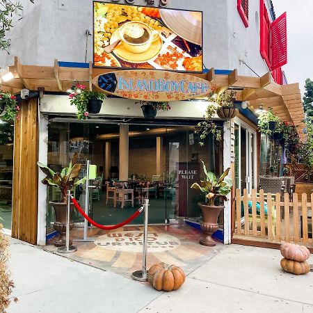 Island Girl Spa + Bed And Breakfast Los Angeles Eksteriør bilde