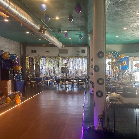 Island Girl Spa + Bed And Breakfast Los Angeles Eksteriør bilde