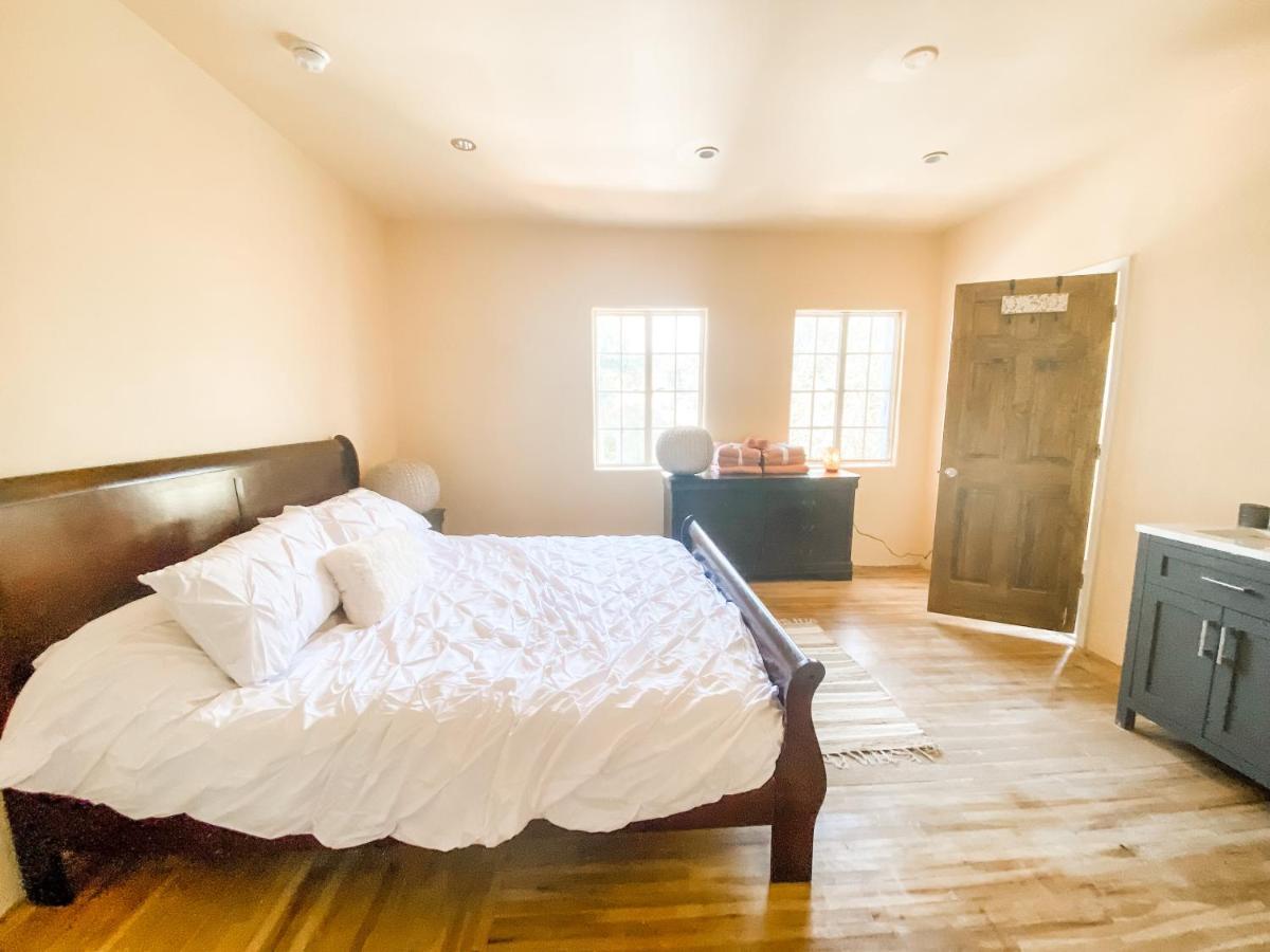 Island Girl Spa + Bed And Breakfast Los Angeles Eksteriør bilde